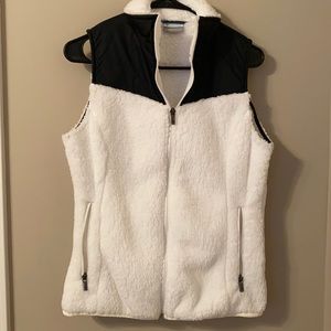 Columbia vest